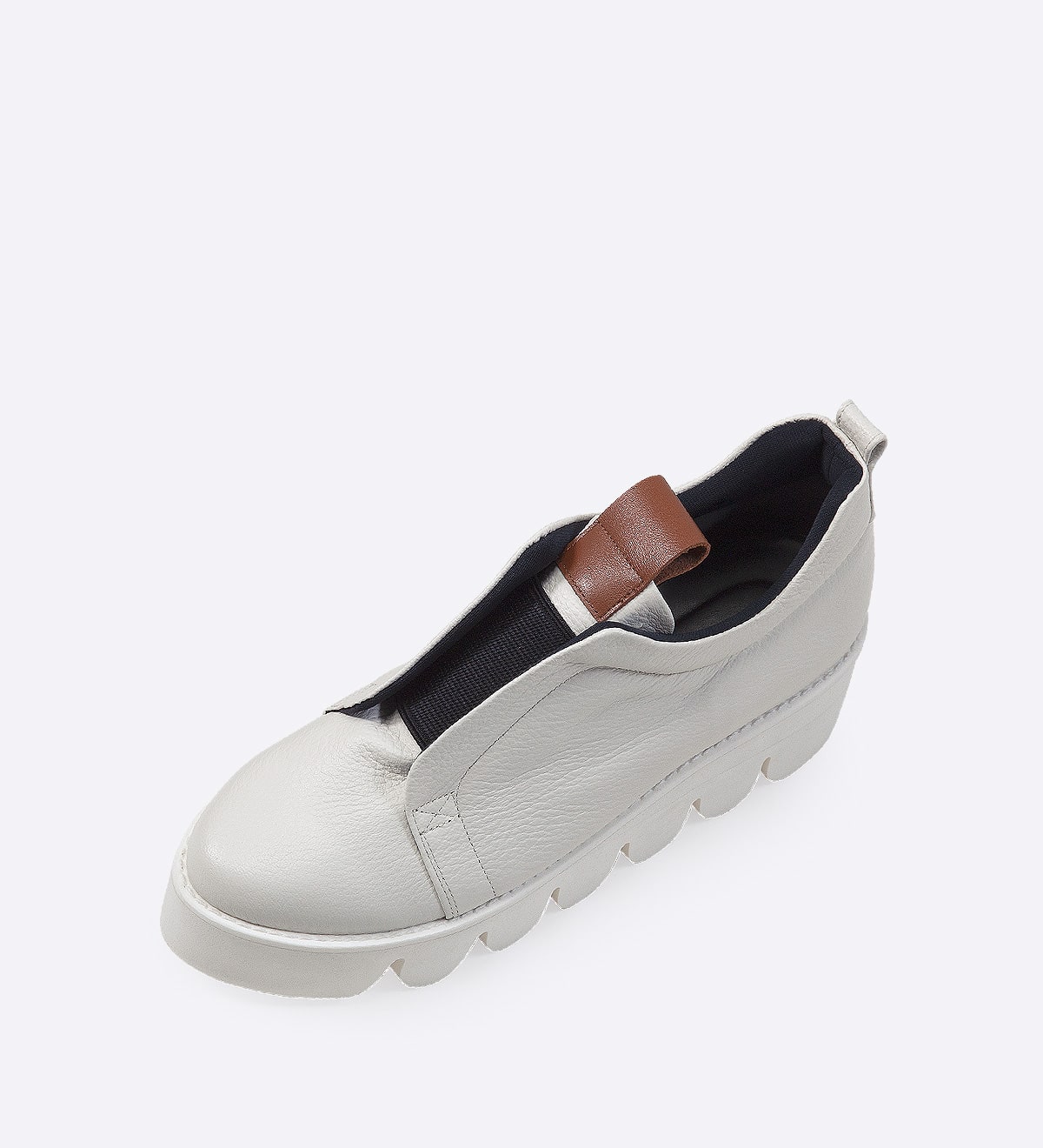Sneaker Sydney em couro marfim