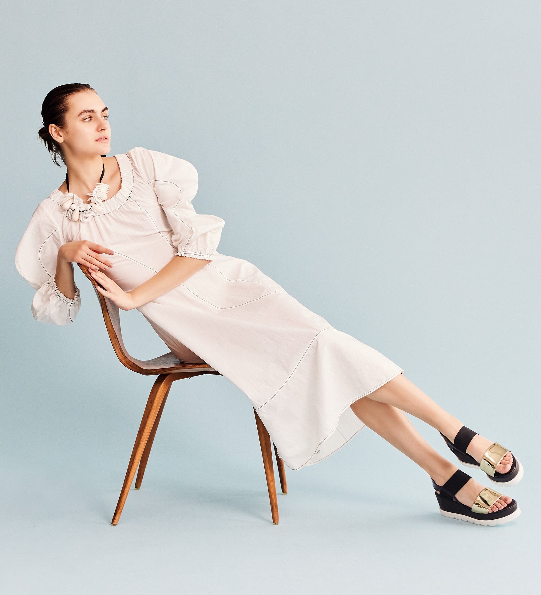 Sandália Camila em couro com tiras pink