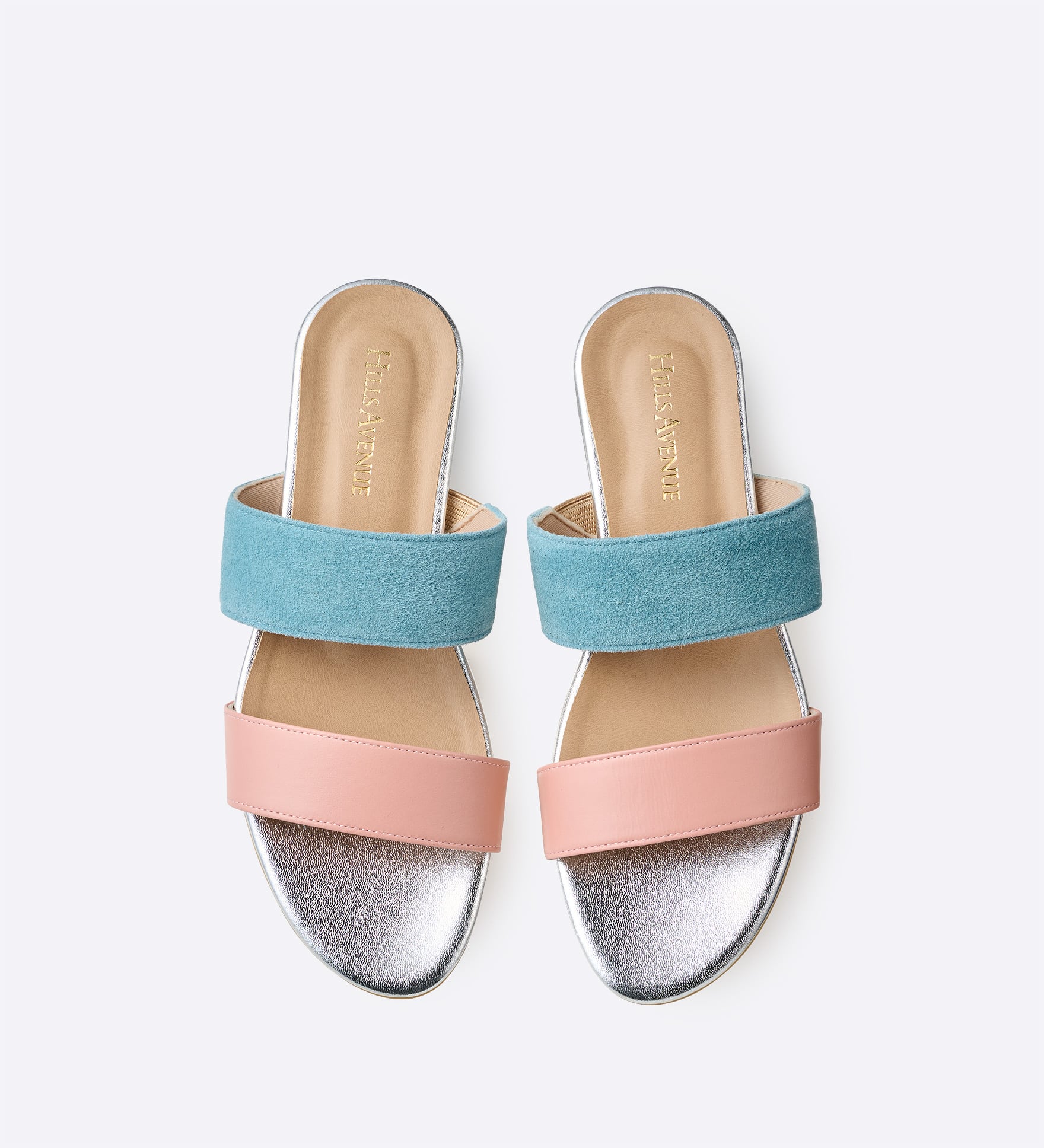 Sandália Camie com tiras em couro e veludo azul