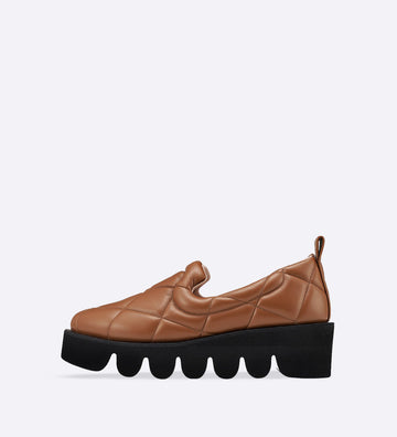 Sneaker Nicky em couro matelassê marrom