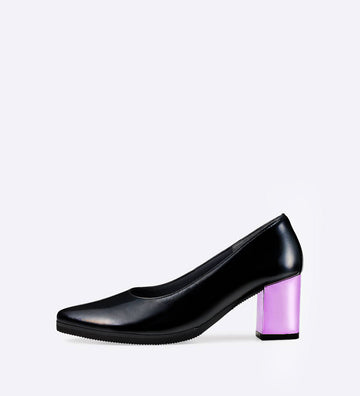 Salto Pointed Mirror em couro envernizado pink