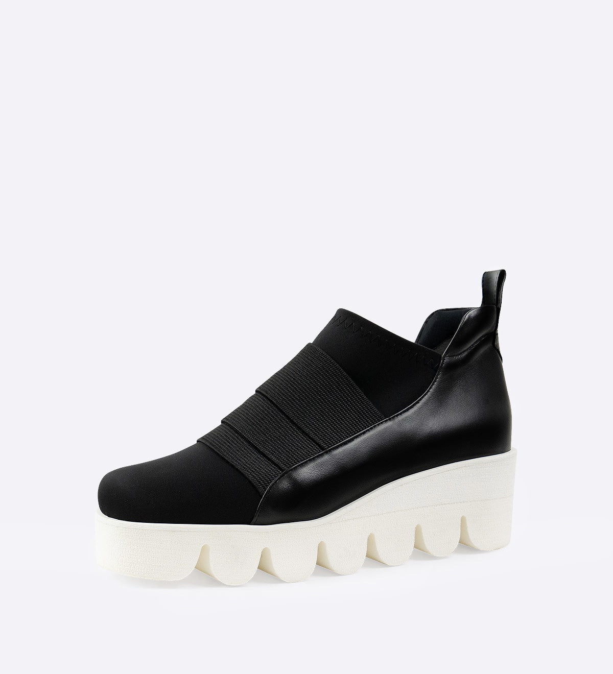 Sneaker Ross em couro com ajuste elástico