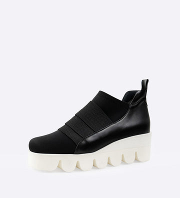 Sneaker Ross em couro com ajuste elástico