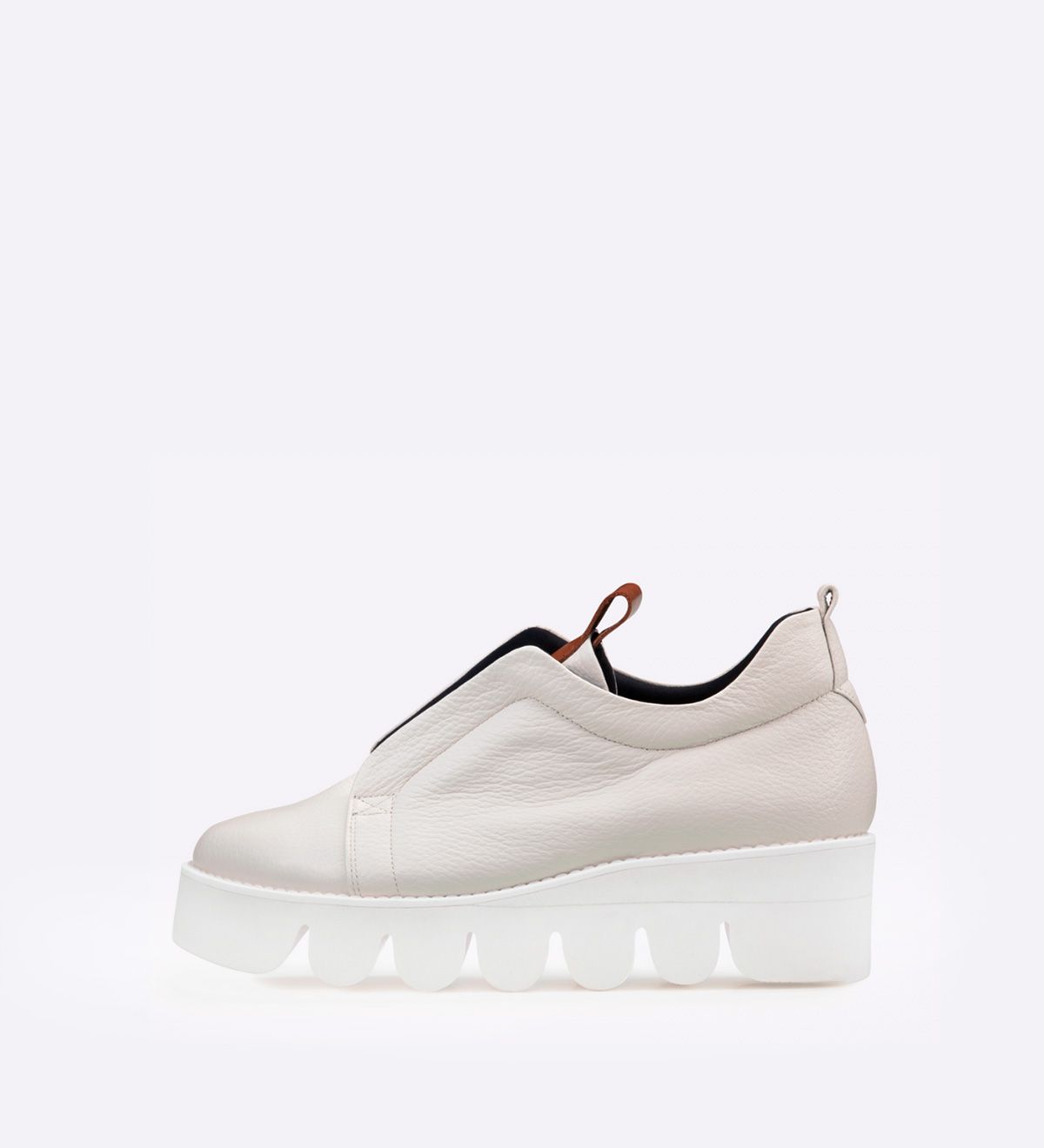 Sneaker Sydney em couro marfim